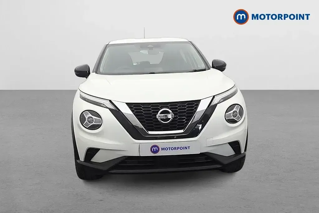 Used Nissan Juke Acenta 114 HP (83 kW) 2022 White SUV