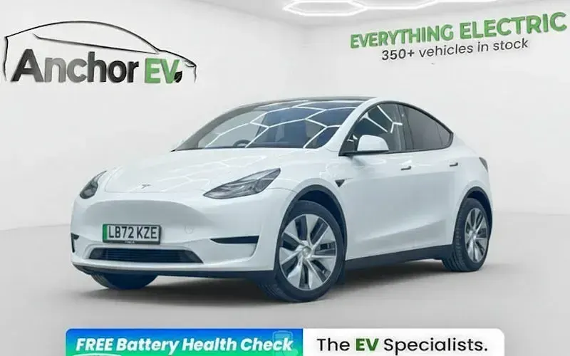 Used Tesla Model Y Standard Range 219 kW (299 HP) 2022 SUV