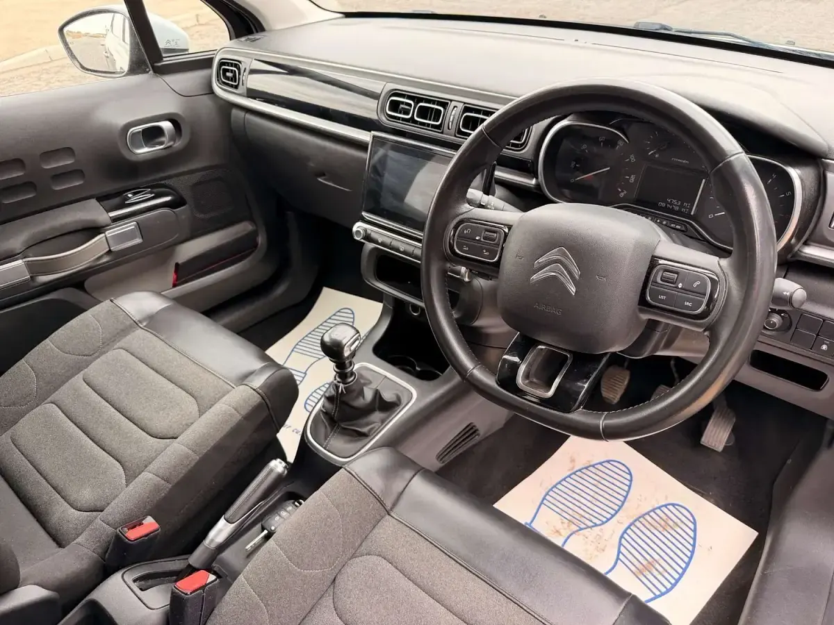 Used Citroën C3 Shine 2021 Black Hatchback