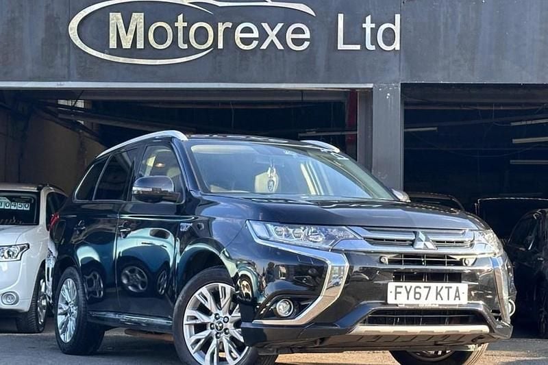 Used 2017 Mitsubishi Outlander P-HEV | £11,450 (Fair price) - Image 1/1