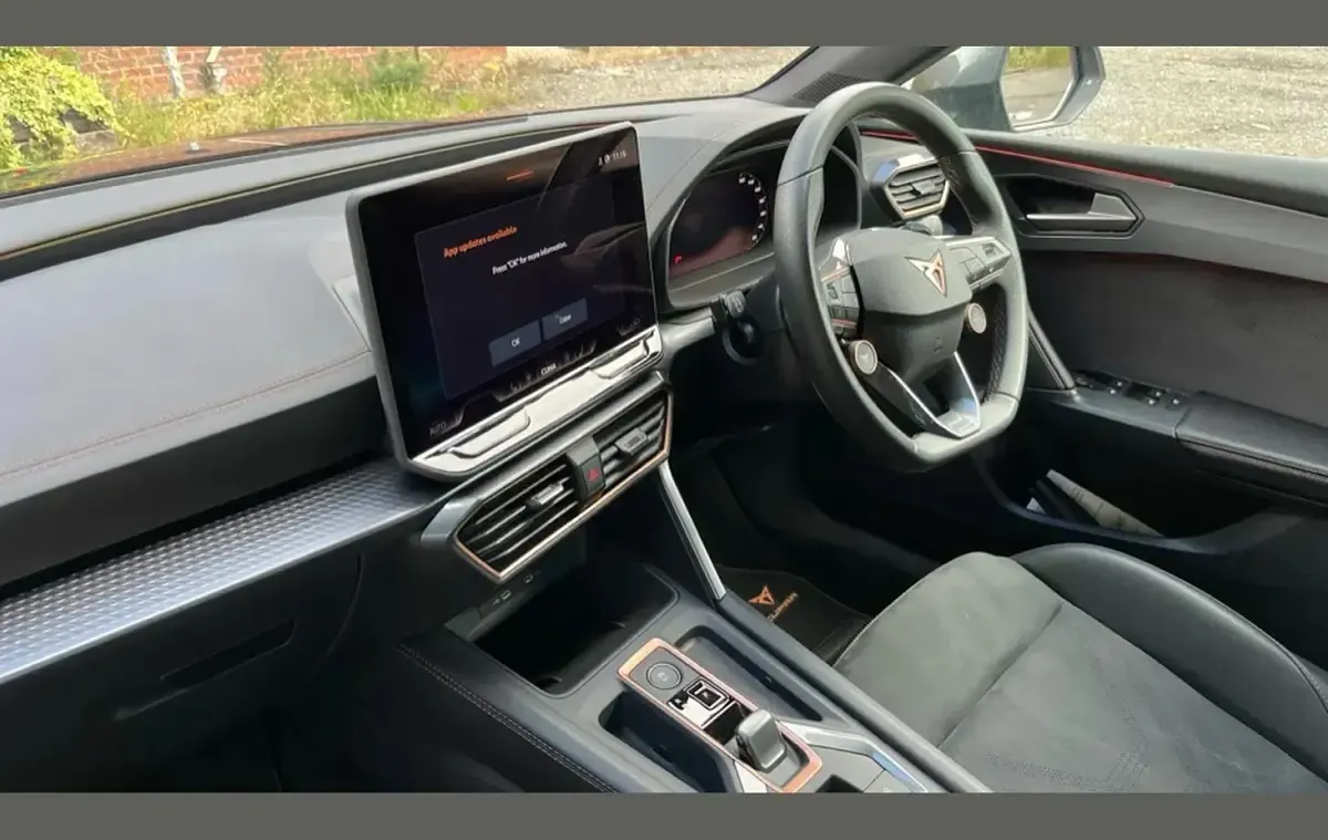 Used Cupra Leon 147 HP (108 kW) 2025 Grey Hatchback