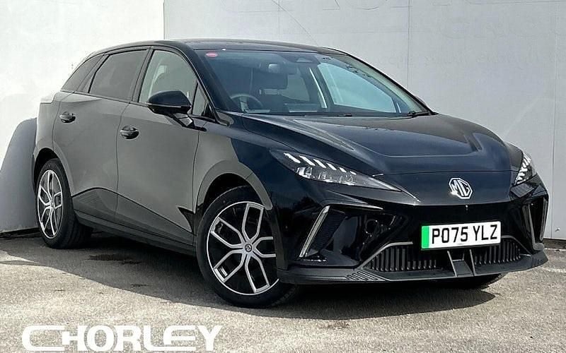 New 2024 MG MG4 EV Trophy Hatchback | £23,995 - Image 1/4