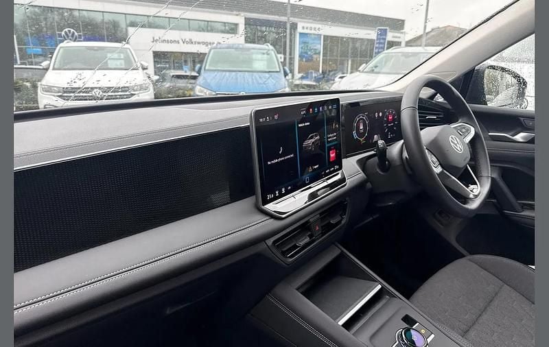 Used VW Tiguan Match 147 HP (108 kW) 2024 Black SUV