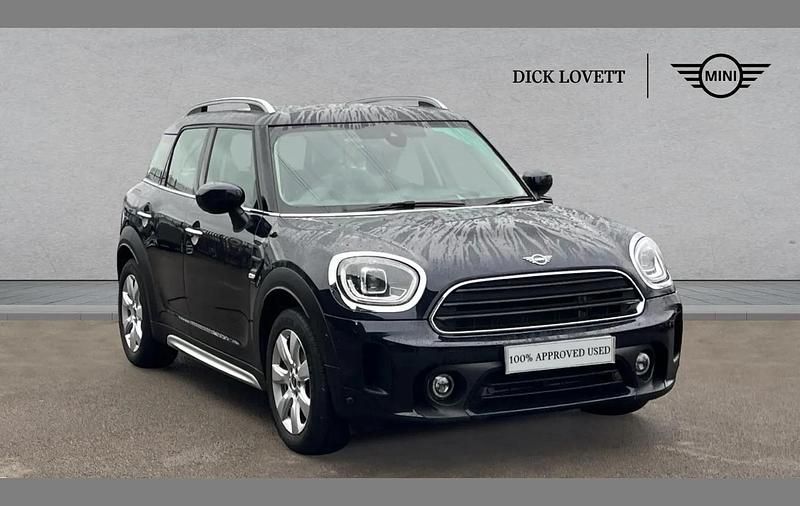 Used Mini Cooper Countryman Classic 134 HP (98 kW) 2022 Black SUV