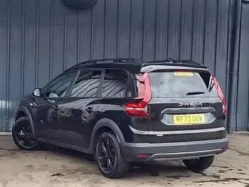 Used Dacia Jogger Extreme 140 HP (102 kW) 2024 Black MPV