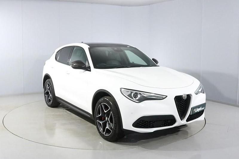Used Alfa Romeo Stelvio Ti 280 HP (205 kW) 2020 White SUV