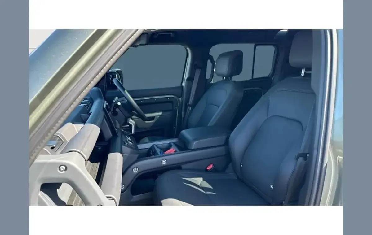 Used Land Rover Defender HSE Dynamic 245 HP (180 kW) 2024 Green SUV
