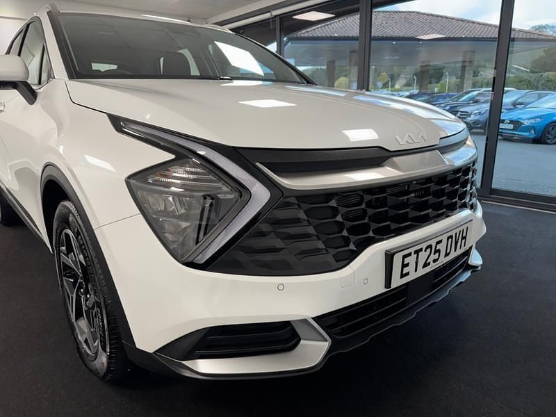Used Kia Sportage 2025 White SUV
