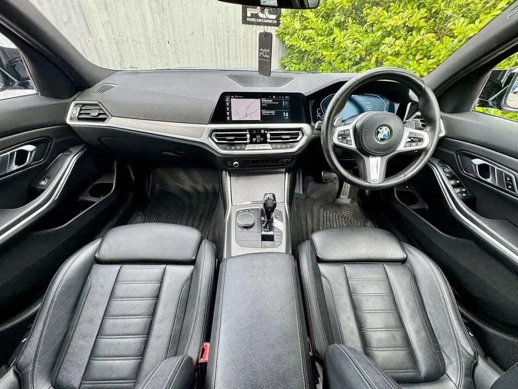 Used BMW 330e M Sport 2019 Blue Sedan