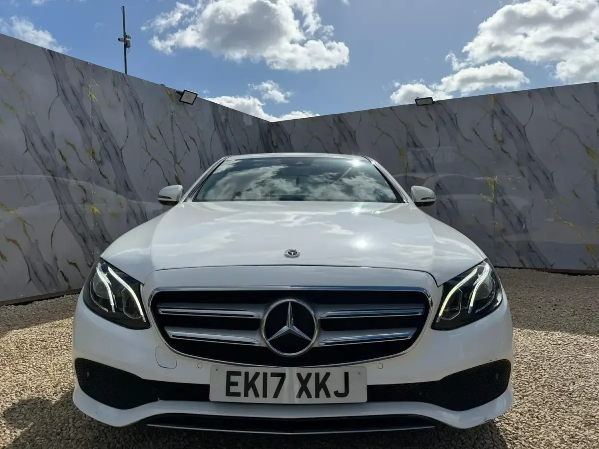 Used Mercedes E220 SE 2017 White Sedan