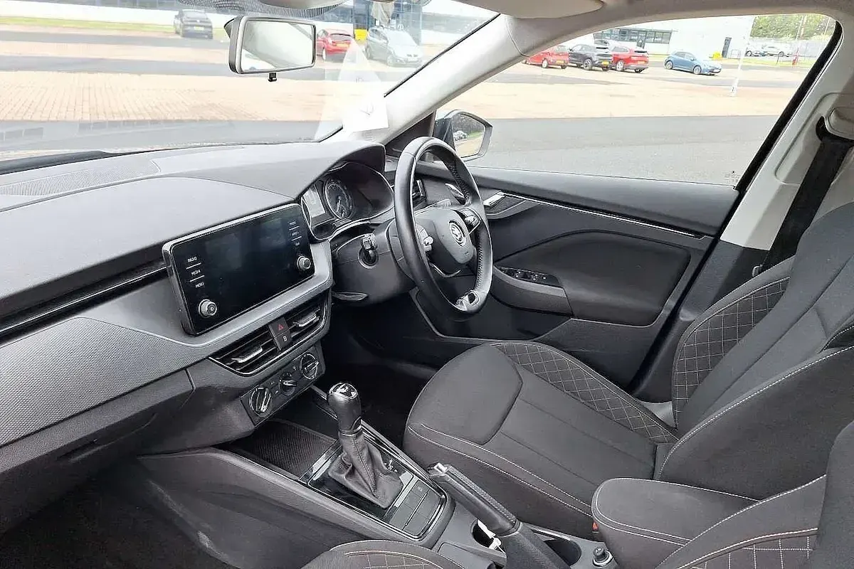 Used Skoda 110 R SE 81 HP (59 kW) 2021 Black magic pearl effect Estate