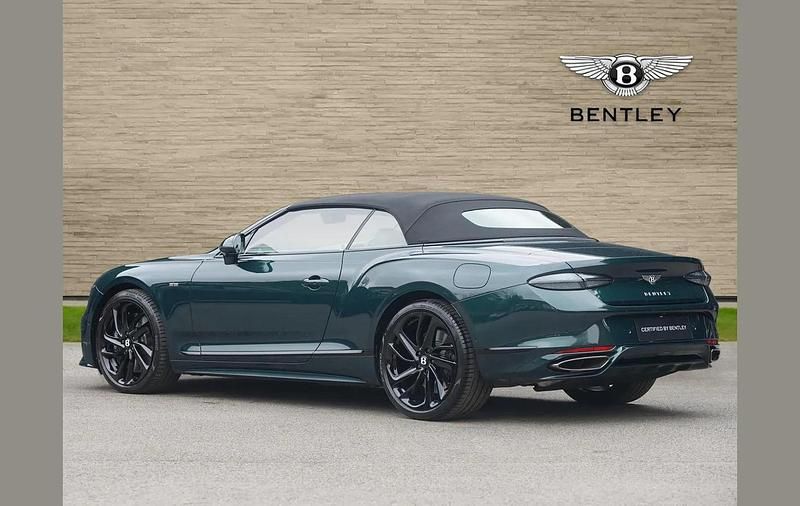 Used Bentley Continental 770 HP (566 kW) 2025 Green Cabriolet