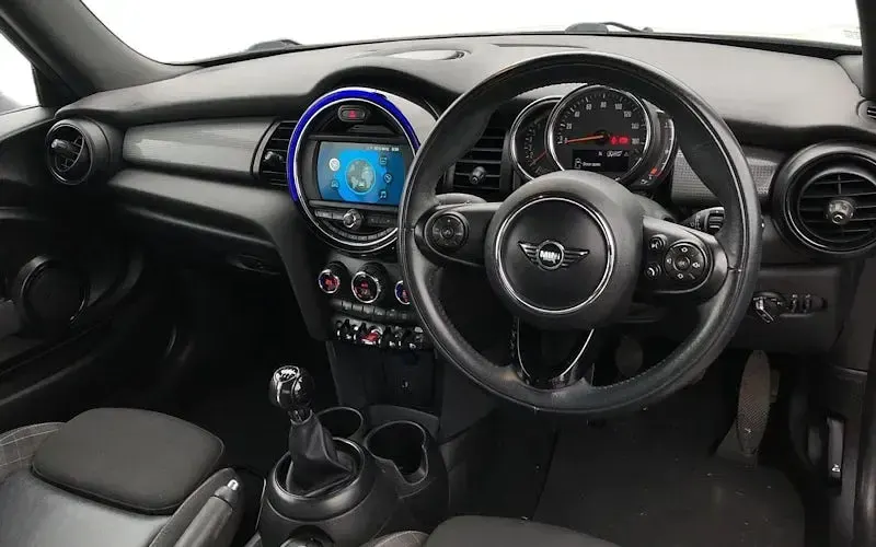 Used Mini Cooper Cabriolet Chili 136 HP (100 kW) 2018 Silver Cabriolet