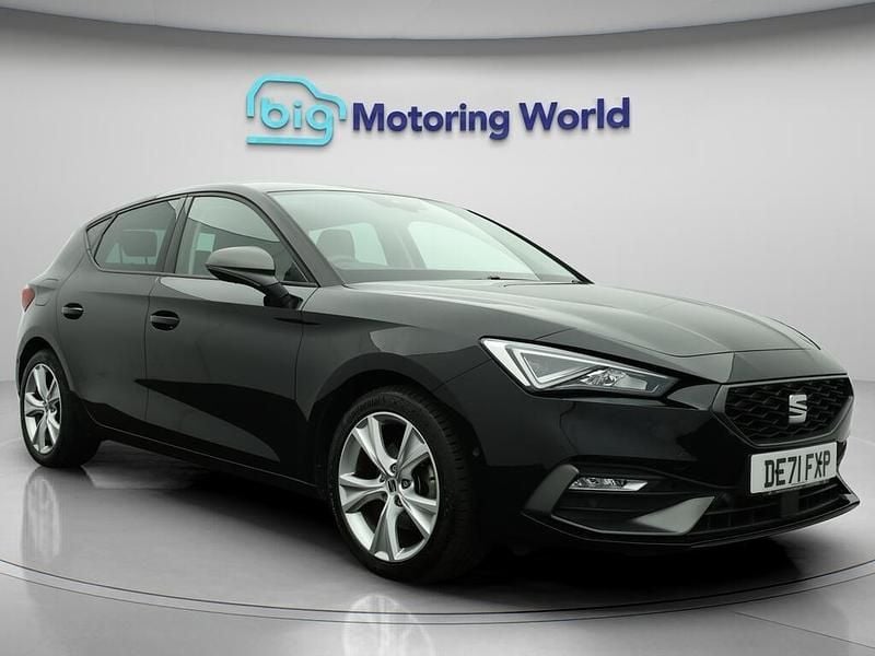 Black Used 2021 Seat Leon FR Hatchback | £15,300 (Fair price) - Image 1/4