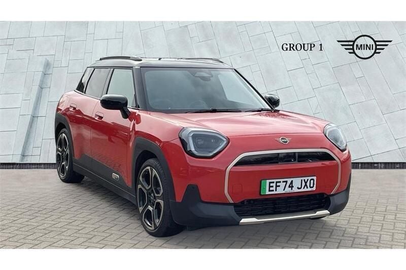 Rebel red Used 2025 Mini Aceman Exclusive SUV | £30,450 (Fair price) - Image 1/4