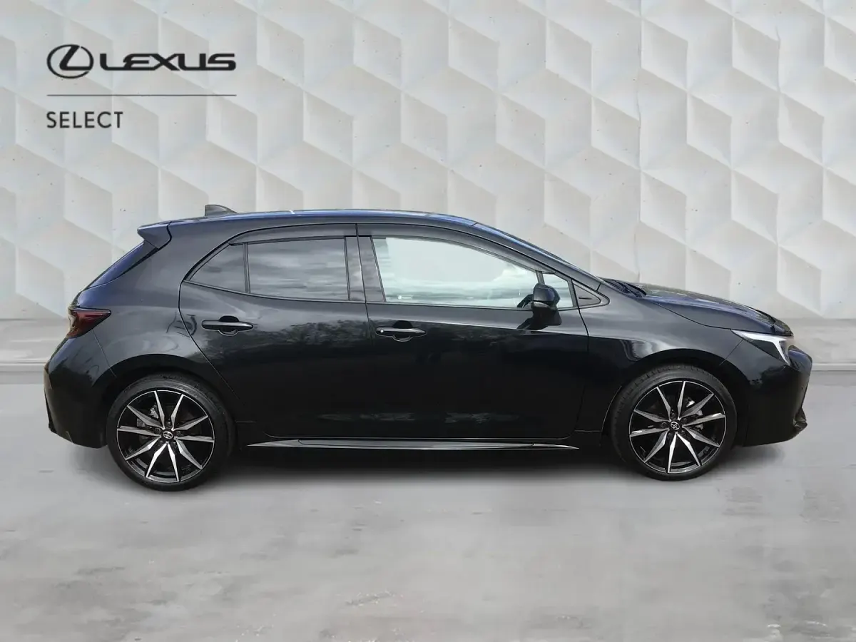 Used Toyota Corolla Sport 140 HP (102 kW) 2025 Black Hatchback