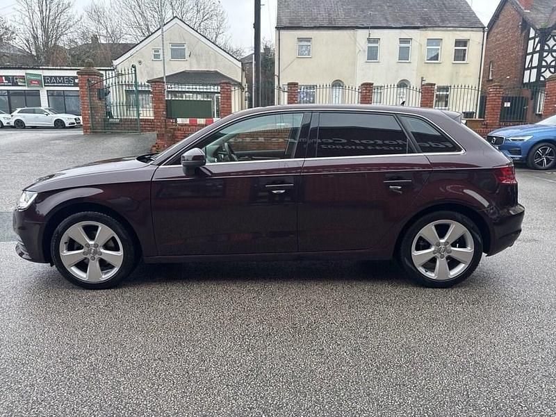 Used Audi A3 Sportback Sport 150 HP (110 kW) 2015 Red Hatchback