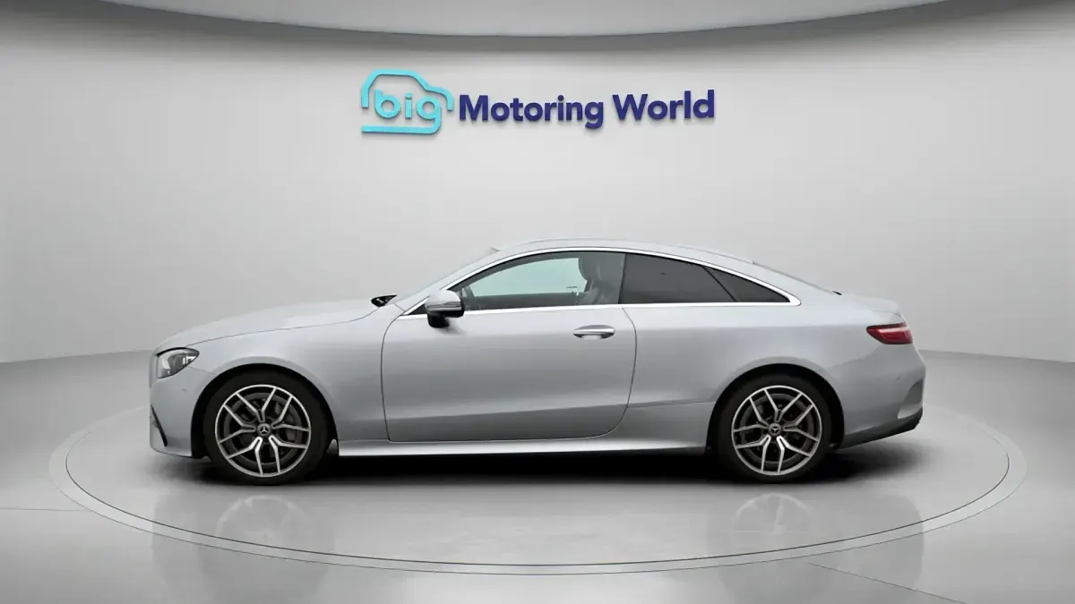 Used Mercedes E220 AMG line 194 HP (142 kW) 2021 Silver Coupe