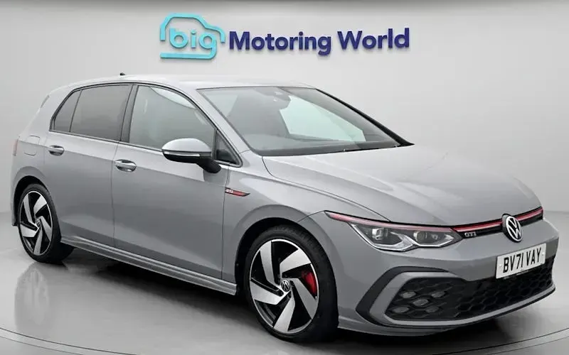 Used VW Golf VIII GTI 245 HP (180 kW) 2024 Hatchback