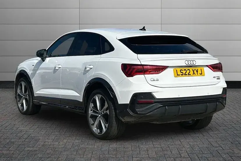 Used Audi Q3 Sportback Black Edition 187 HP (137 kW) 2022 Ibis white SUV