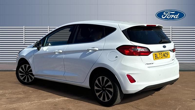 Used Ford Fiesta Titanium 125 HP (91 kW) 2023 White Hatchback