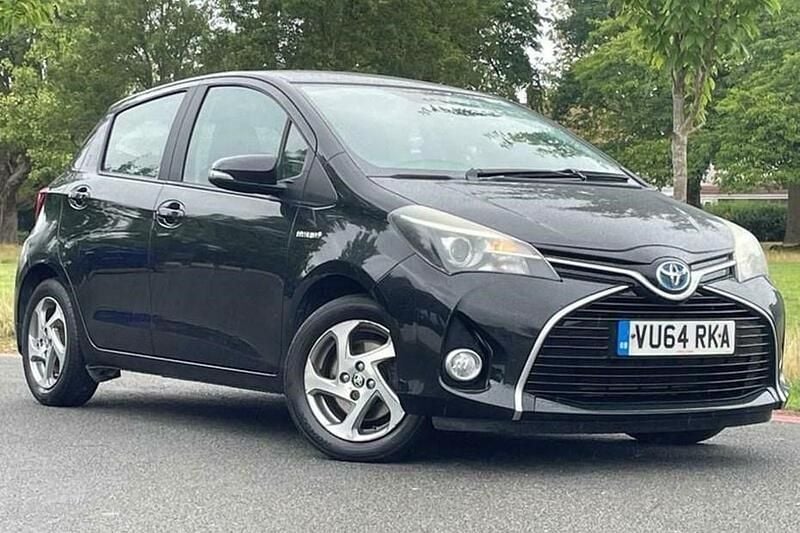 Used 2014 Toyota Yaris Hybrid | £7,295 (Expensive) - Image 1/1