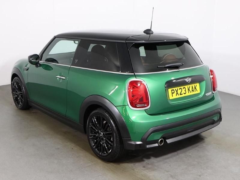 Used Mini Cooper Exclusive 134 HP (98 kW) 2023 Green Hatchback