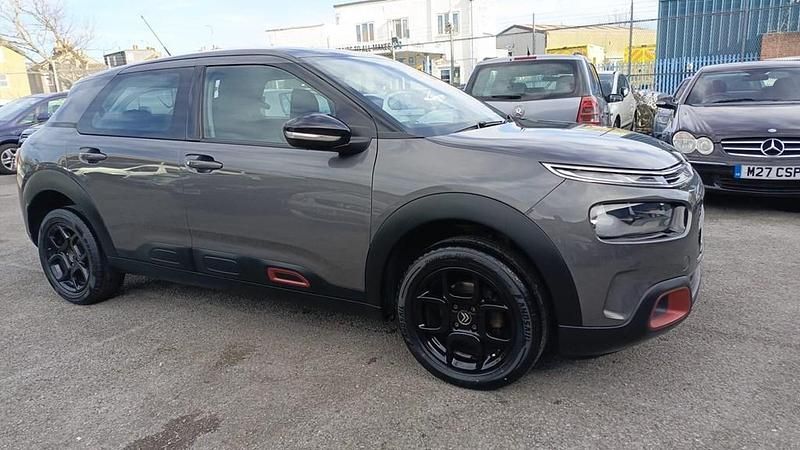Used Citroën C4 Cactus Feel 82 HP (60 kW) 2018 Grey Hatchback