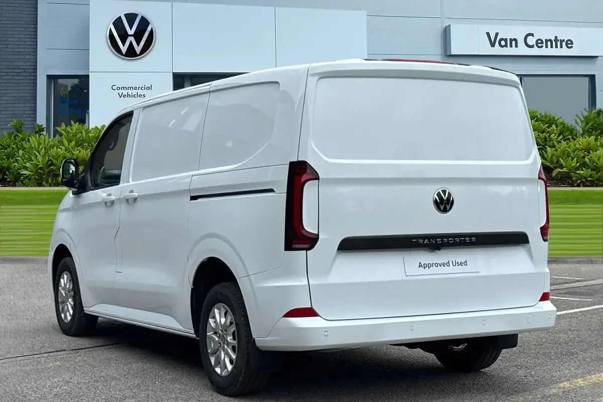 Nouă VW Transporter Pro 2026 Alb Van