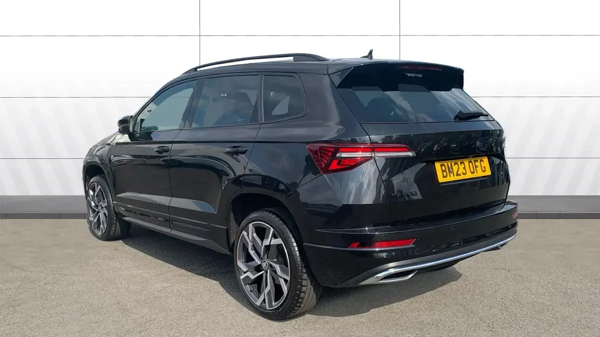 Used Skoda Karoq SportLine 150 HP (110 kW) 2023 Black SUV