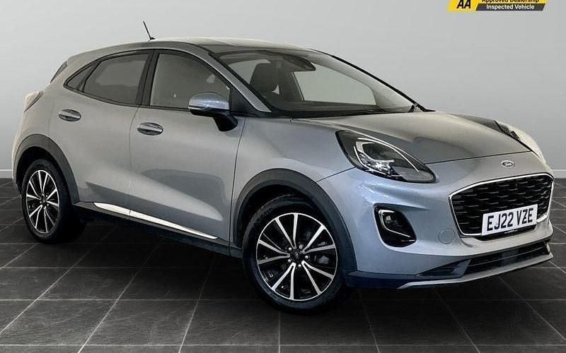 Silver Used 2022 Ford Puma Gen-E Titanium Hatchback | £9,995 (Good price) - Image 1/2