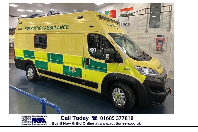 Used Fiat Ducato 176 HP (129 kW) 2019 Yellow Van