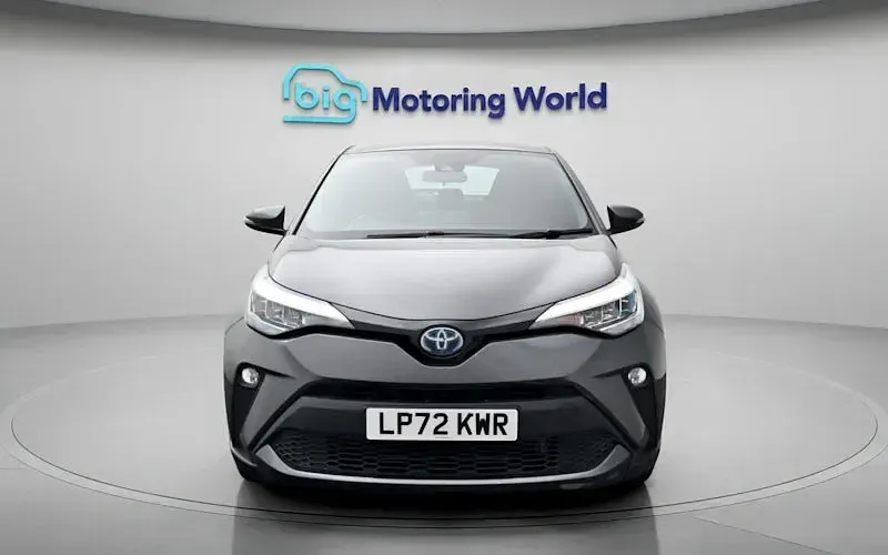 Used Toyota C-HR 122 HP (89 kW) 2023 Grey SUV