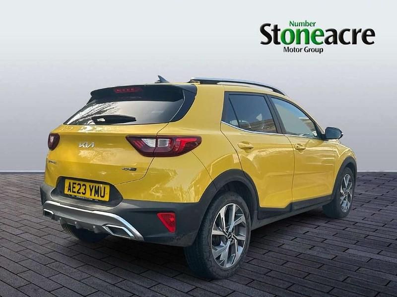 Used Kia Stonic GT-Line 118 HP (86 kW) 2023 Yellow SUV
