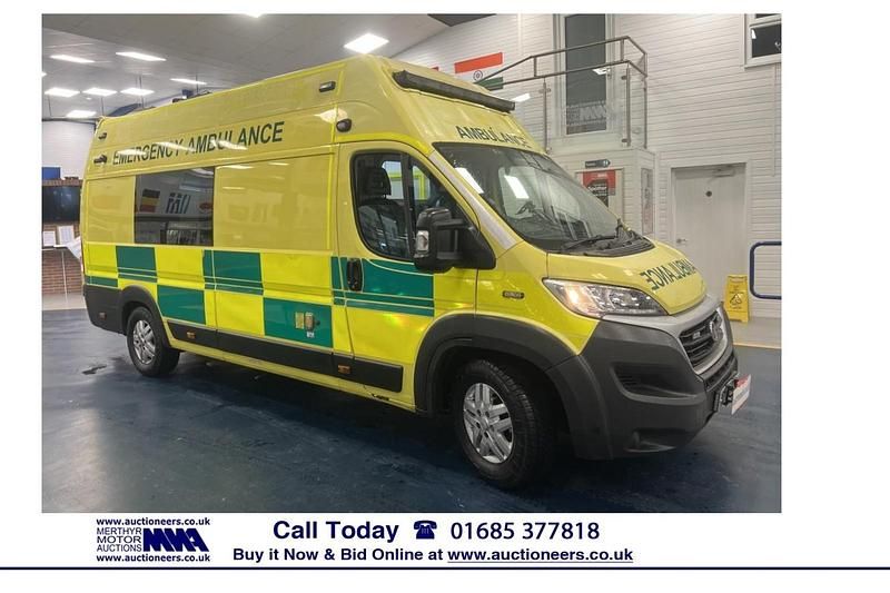 Used Fiat Ducato 180 HP (132 kW) 2017 Yellow Van