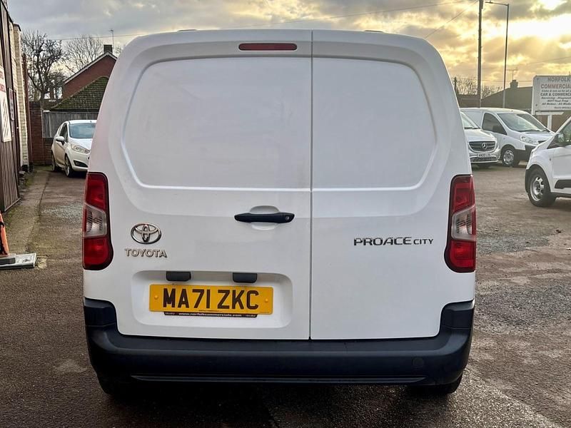 Used Toyota Proace Active 2021 White MPV