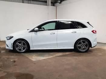 Used Mercedes B200 AMG Line Premium Plus 163 HP (119 kW) 2021 White MPV