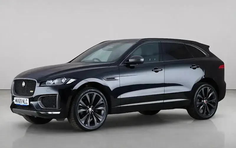 Used Jaguar F-Pace S 300 HP (220 kW) 2019 Black SUV