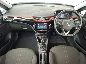 Used Vauxhall Corsa SRi 90 HP (66 kW) 2019 Black Hatchback