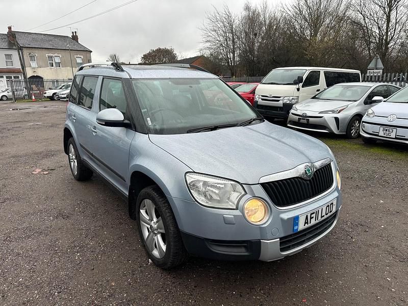 Blue Used 2011 Skoda Yeti SE SUV | £3,499 (Fair price) - Image 1/4