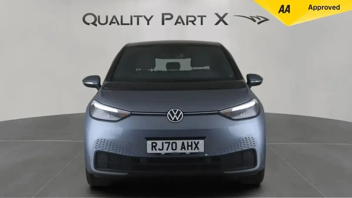 Used VW ID.3 Pro Performance 150 kW (204 HP) 2020 Blue Hatchback