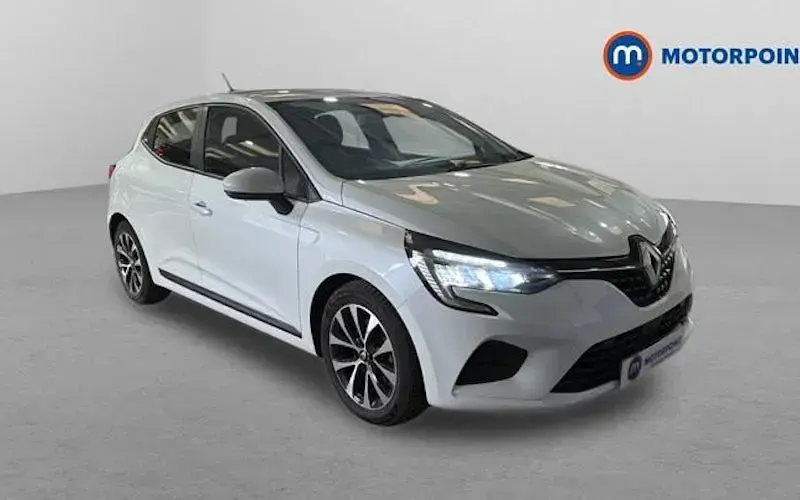 Używany Renault Clio V Iconic 140 KM (102 kW) 2021 Biały Hatchback