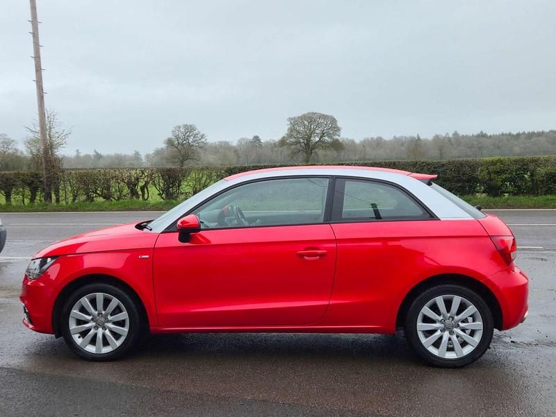 Used Audi A1 Sport 122 HP (89 kW) 2013 Red Hatchback