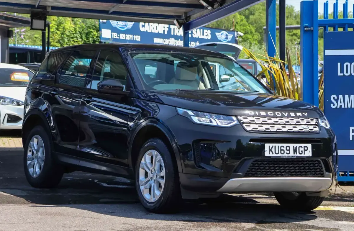 Used Land Rover Discovery Sport S 200 HP (147 kW) 2019 Black SUV