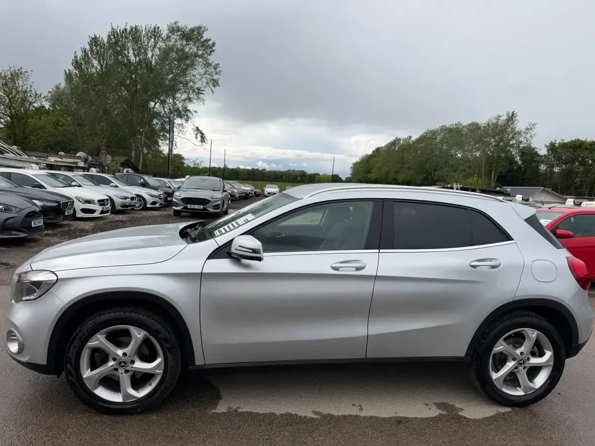 Used Mercedes GLA200 2018 Silver SUV
