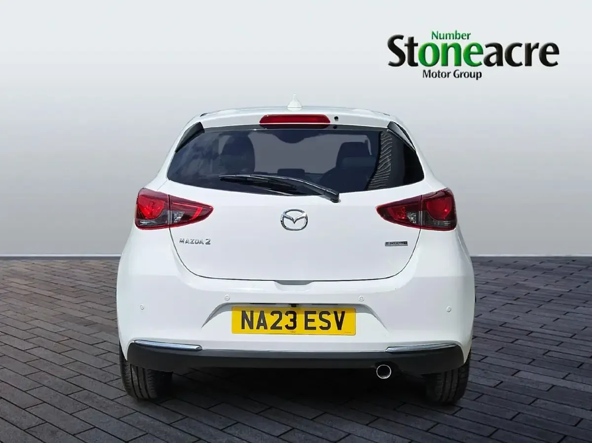 Used Mazda 2 Inclusive 116 HP (85 kW) 2023 White Hatchback