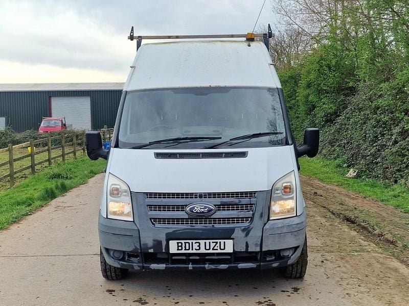 Used Ford Transit 125 HP (91 kW) 2013 White Van