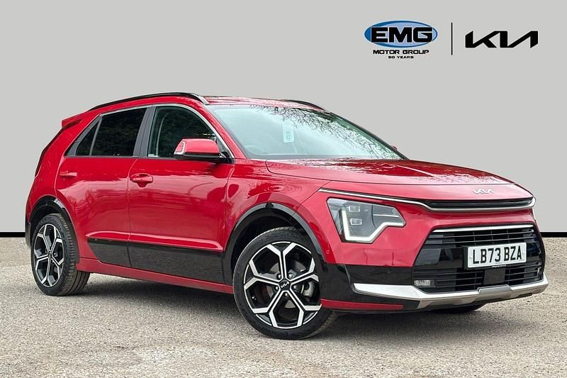 Used Kia Niro 139 HP (102 kW) 2023 Red SUV