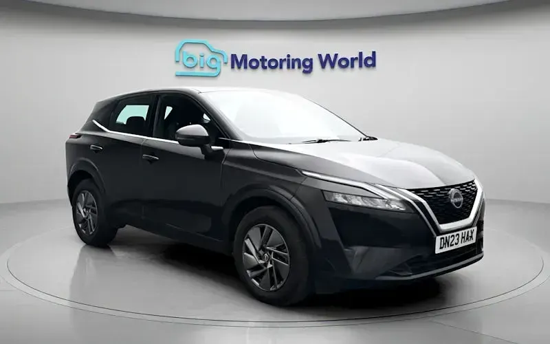 Used Nissan Qashqai Acenta Premium 140 HP (102 kW) 2023 Black SUV