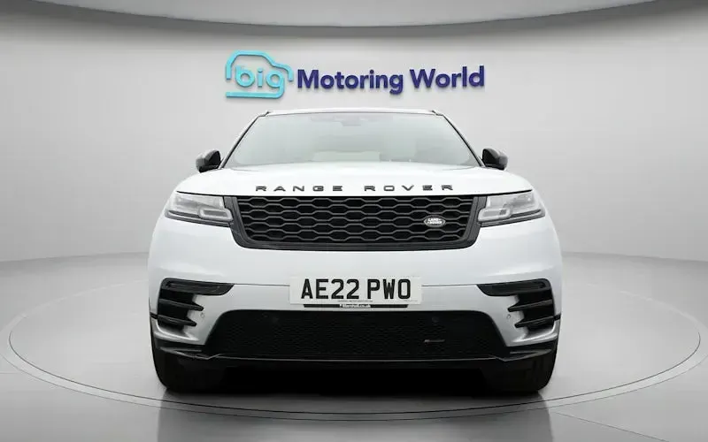 Used Land Rover Range Rover Velar SE Dynamic 204 HP (150 kW) 2022 Silver SUV